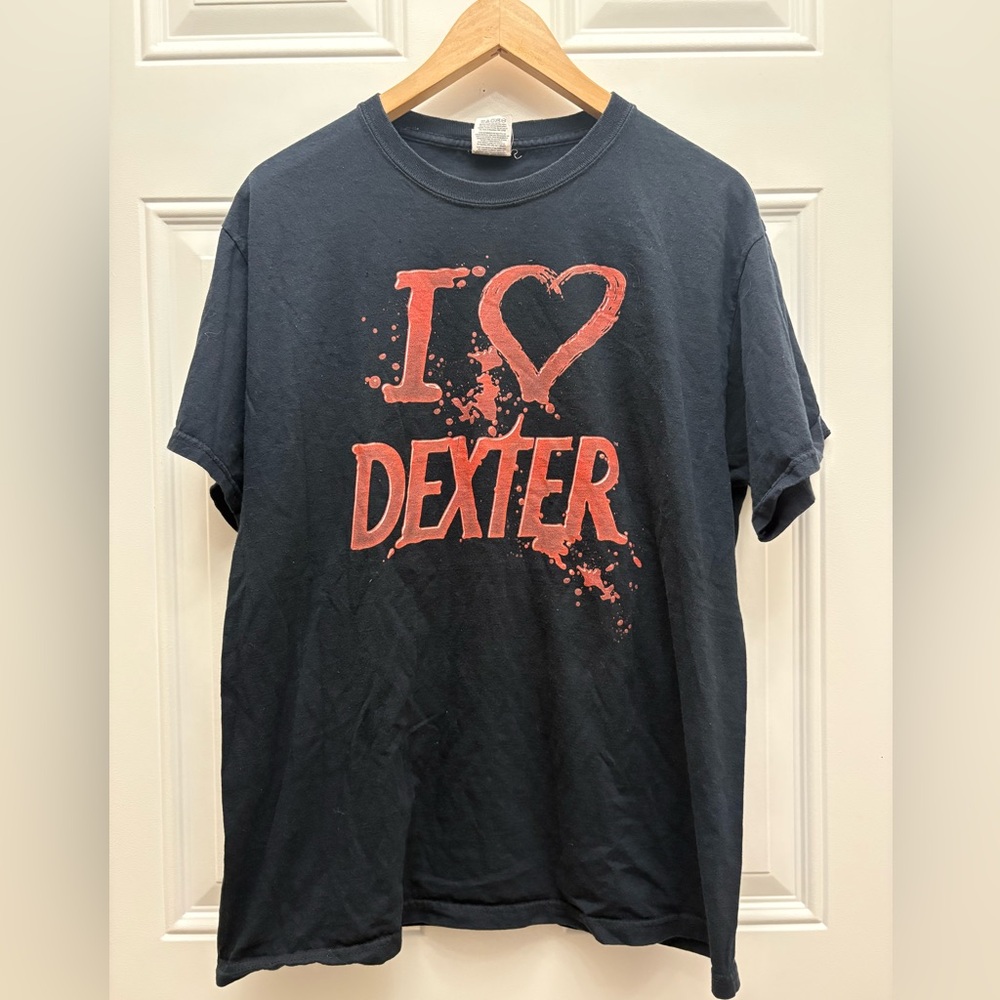 OFFICIAL DEXTER Merch Men’s Short Sleeve-Tee